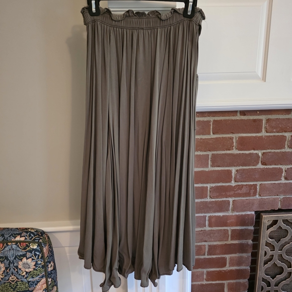 Free People Maxi Skirt in Army Green - Picture 2 of 4